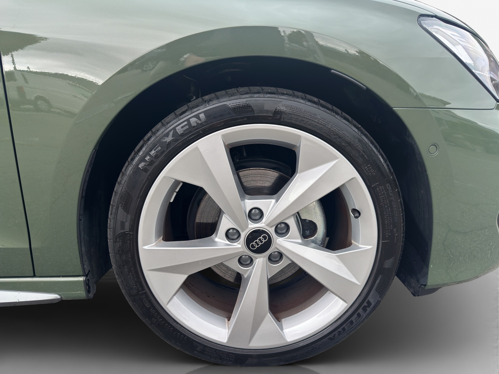 AUDI A3 Sportback TFSI 110 kW S line S tronic-image-13