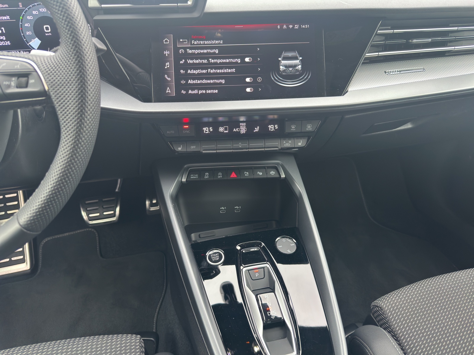 AUDI A3 Sportback TFSI 110 kW S line S tronic-image-10