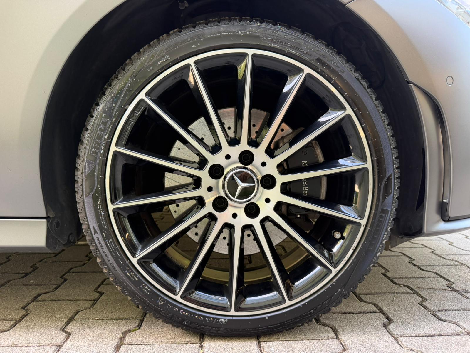 MERCEDES-BENZ CLA Shooting Brake 250 e 8G-DCT AMG Line-image-8
