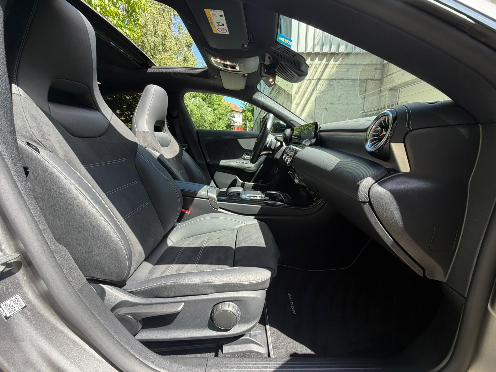 MERCEDES-BENZ CLA Shooting Brake 250 e 8G-DCT AMG Line-image-16