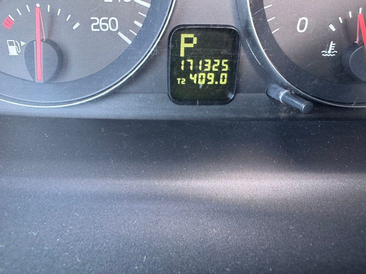 VOLVO C70 2.4i Kinetic-image-9