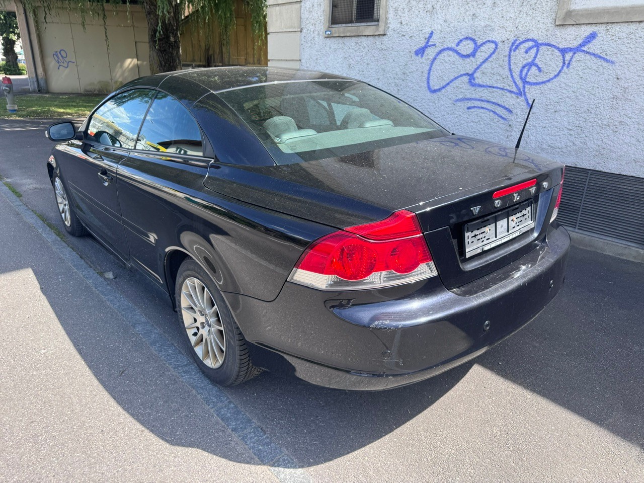 VOLVO C70 2.4i Kinetic-image-4