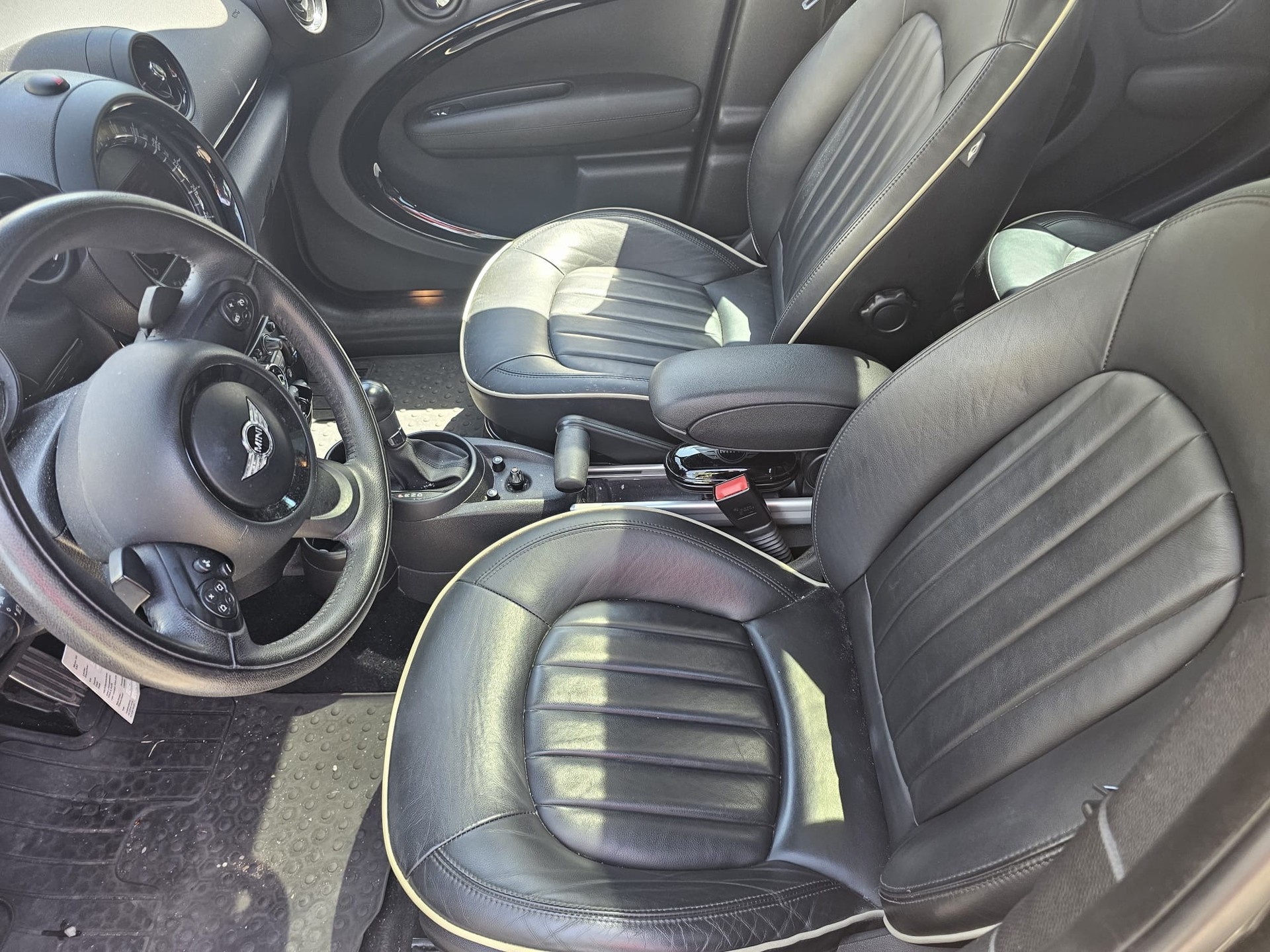 MINI Countryman Cooper S ALL4 Snowhill-image-7