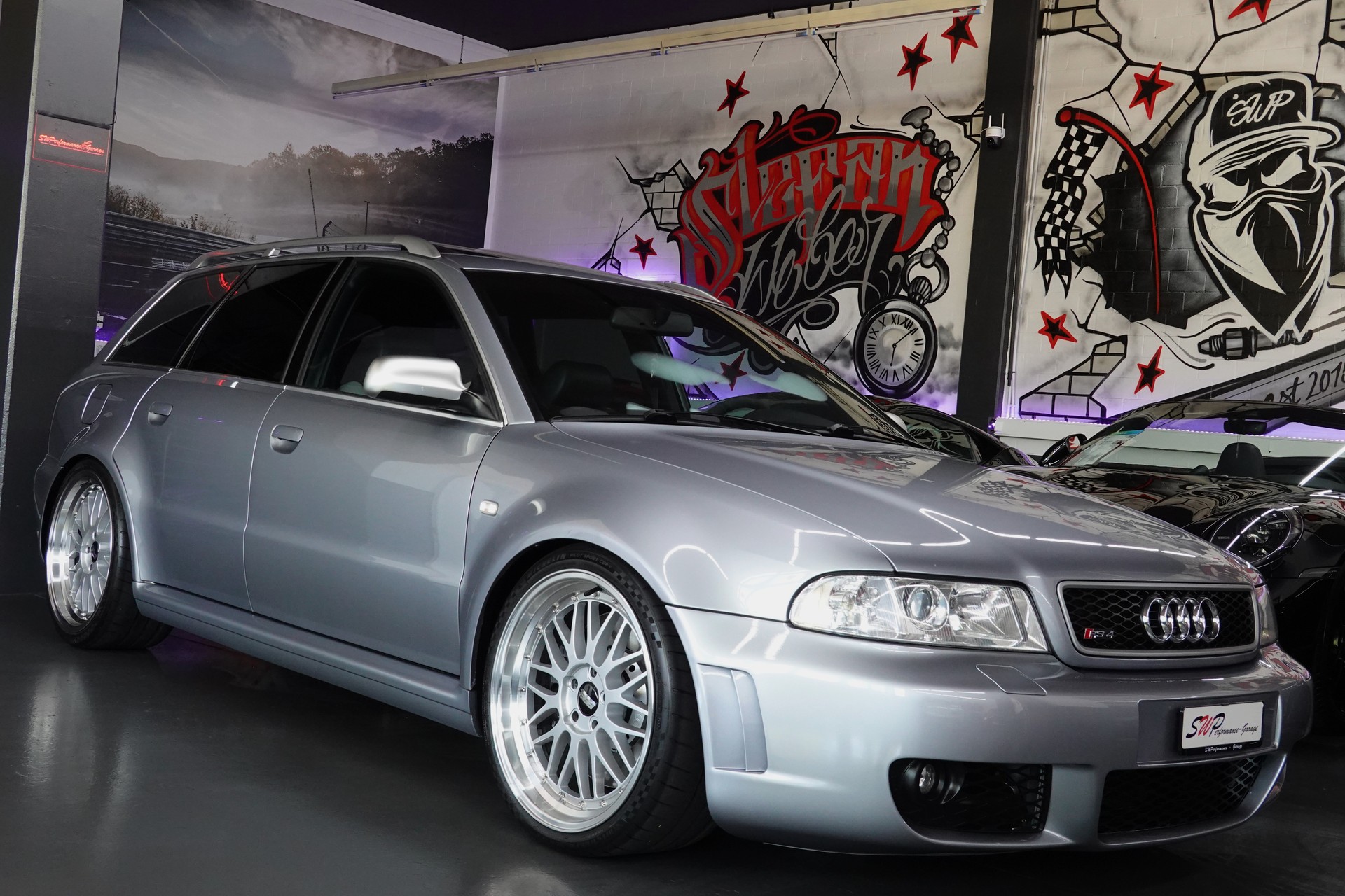 AUDI RS4 AVANT QUATTRO CH-FZ ERST BESITZ ERST 99tKM TRAUM ZUSTAND-image-20