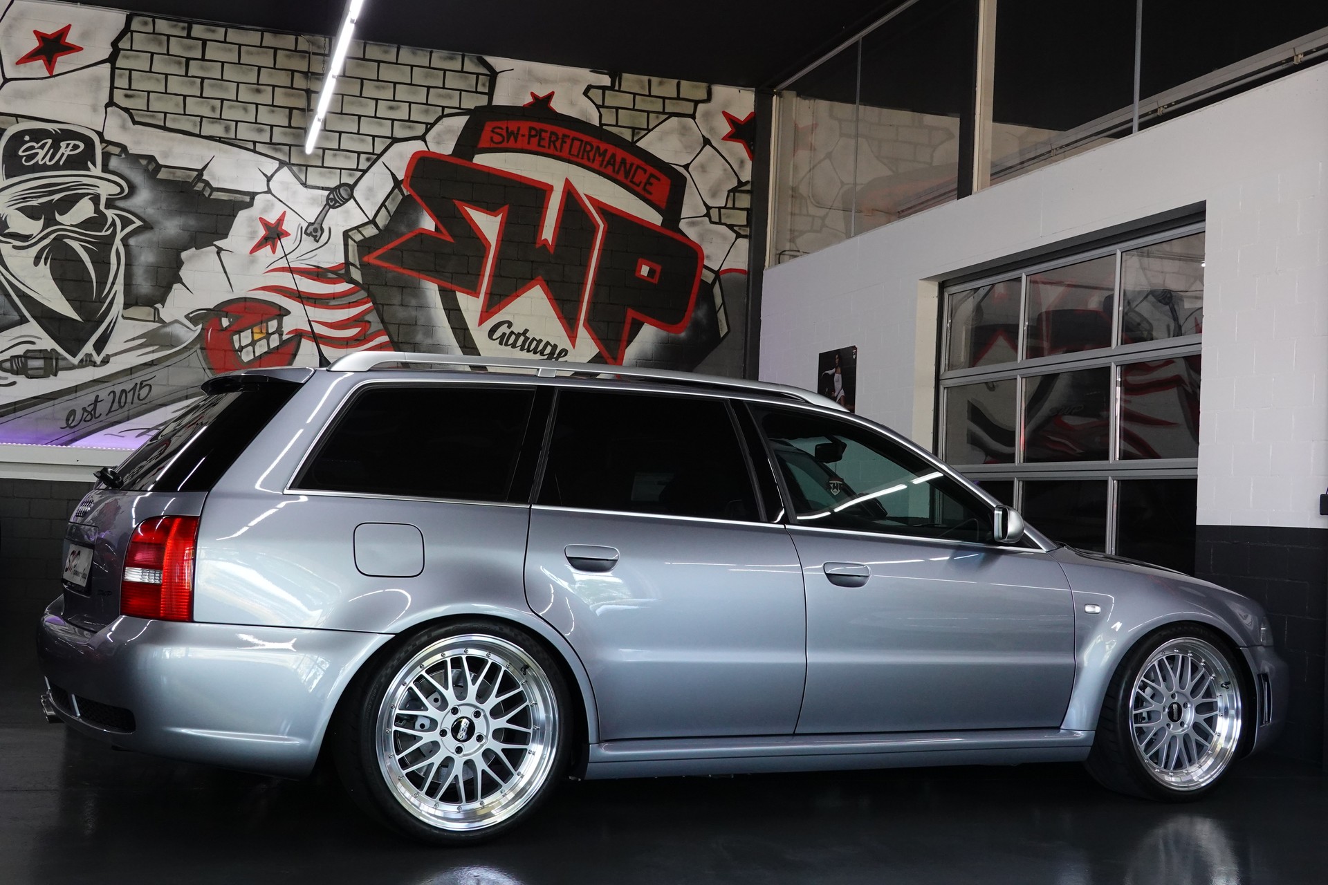 AUDI RS4 AVANT QUATTRO CH-FZ ERST BESITZ ERST 99tKM TRAUM ZUSTAND-image-27