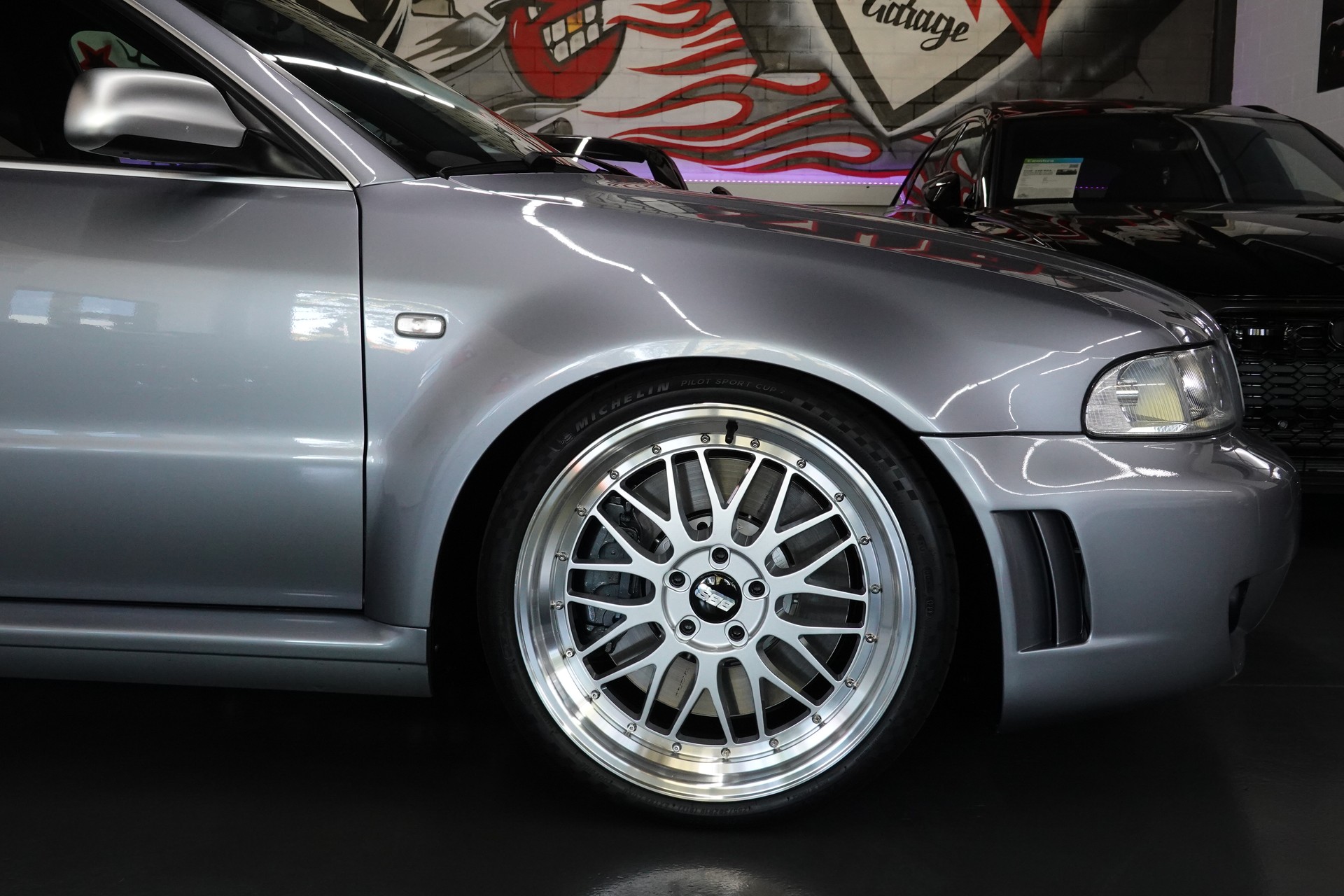 AUDI RS4 AVANT QUATTRO CH-FZ ERST BESITZ ERST 99tKM TRAUM ZUSTAND-image-21