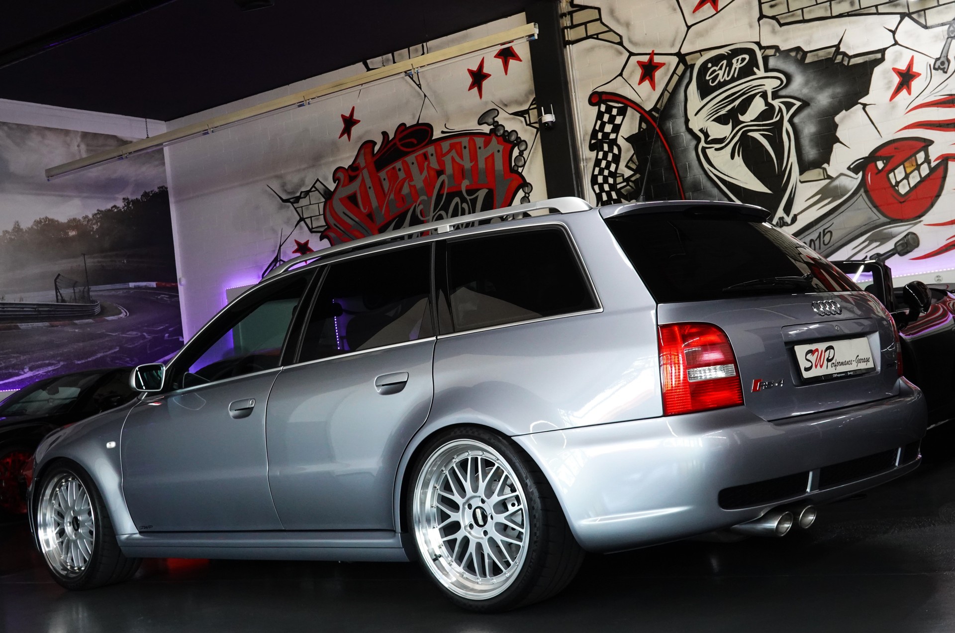 AUDI RS4 AVANT QUATTRO CH-FZ ERST BESITZ ERST 99tKM TRAUM ZUSTAND-image-16
