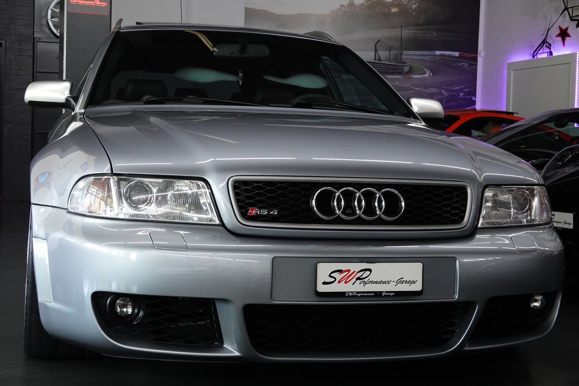 AUDI RS4 AVANT QUATTRO CH-FZ ERST BESITZ ERST 99tKM TRAUM ZUSTAND-image-23