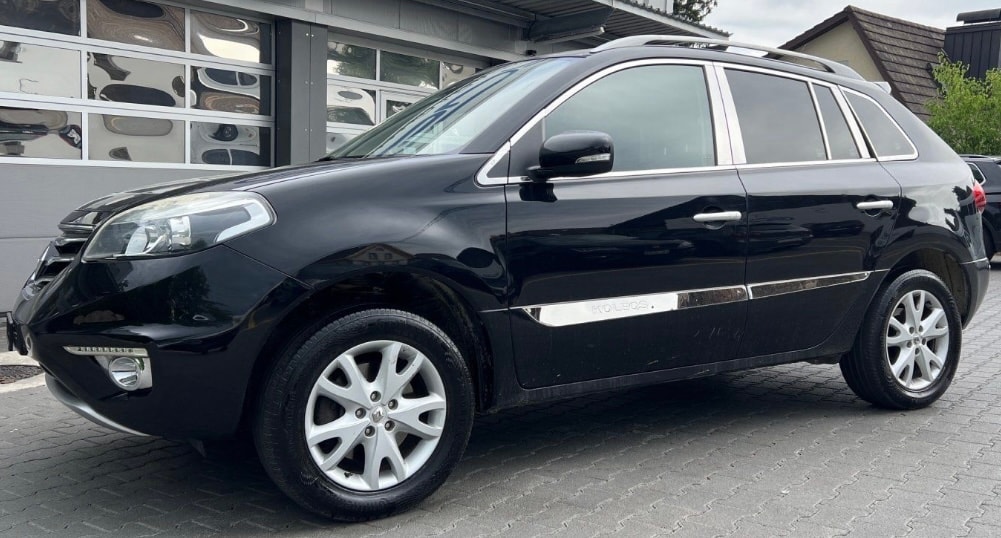 RENAULT Koleos 2.5 Expression 4x4-image-0
