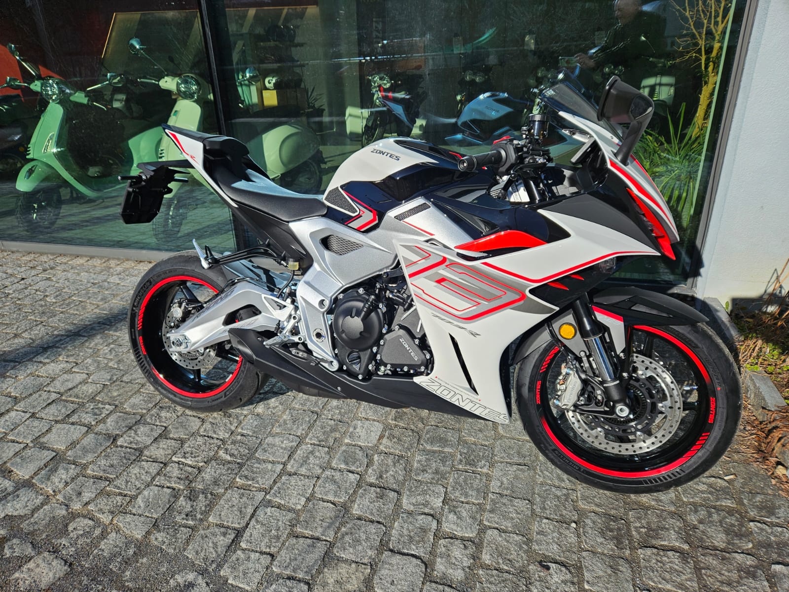 ZONTES 703 RR-showroom-element-1