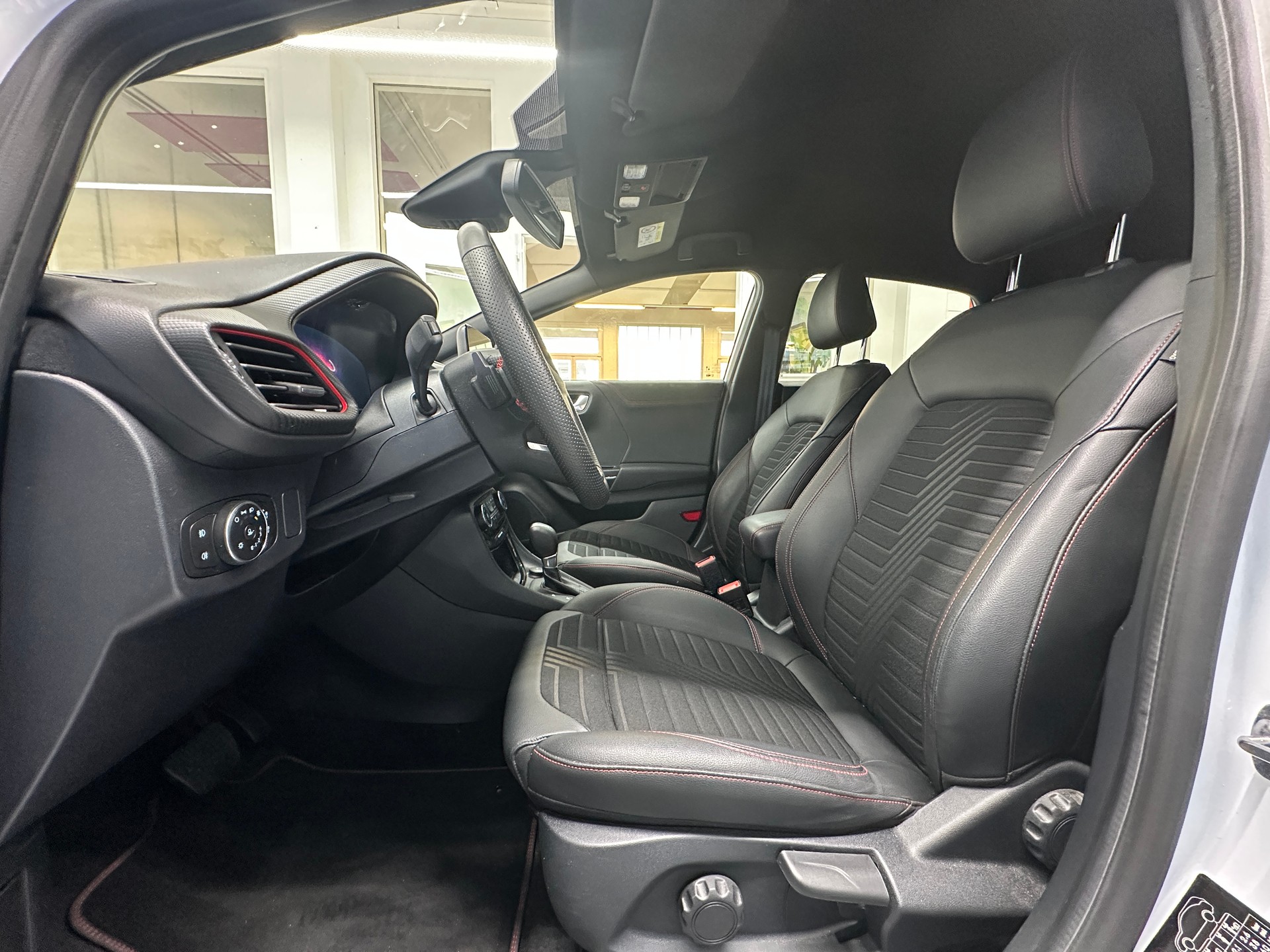 FORD Puma 1.0 MHEV ST-Line X Automat-image-7