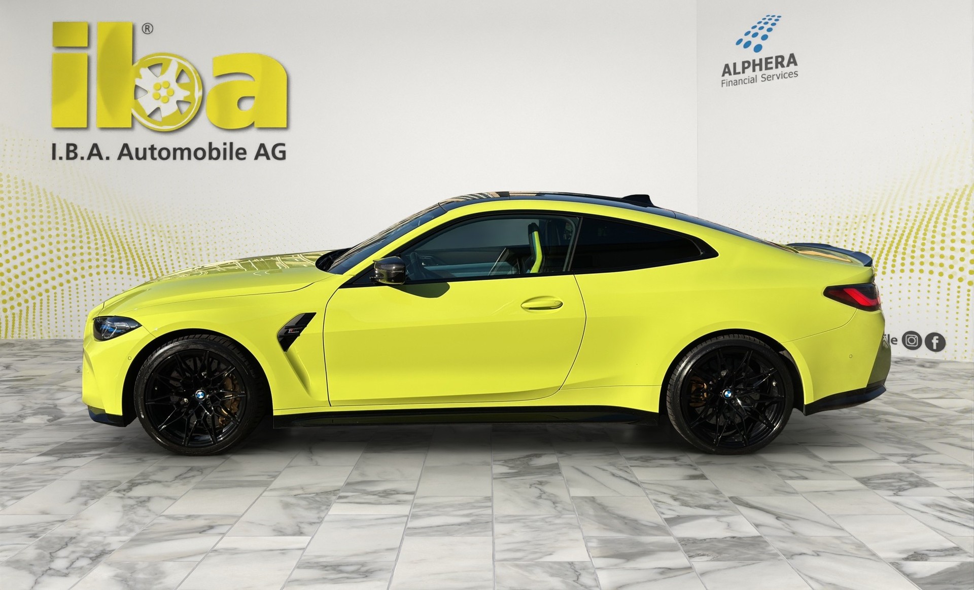 BMW M4 Coupé Competition (CH) INDIVIDUAL M Race Track Paket Carbon-image-1