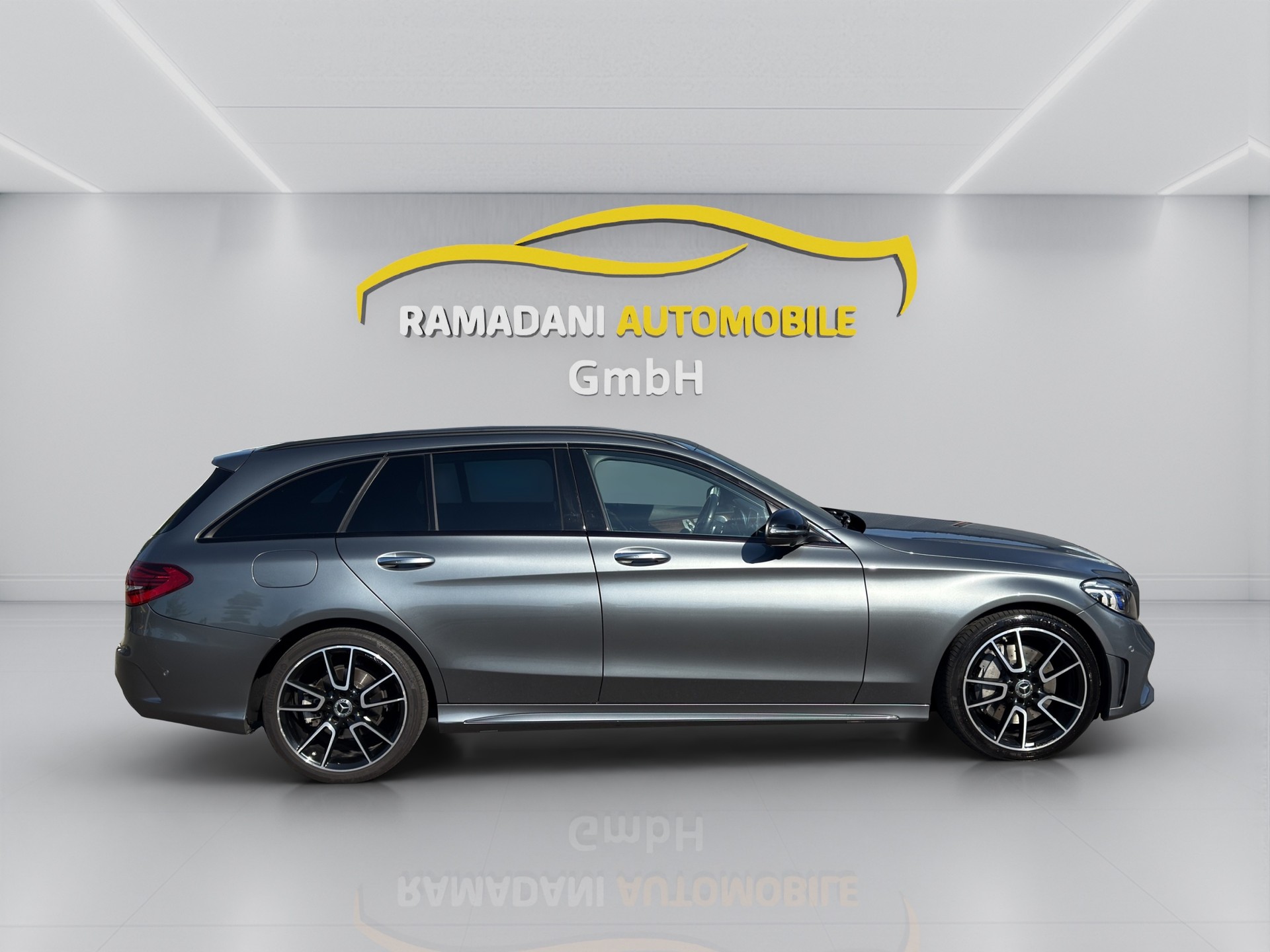 MERCEDES-BENZ C 300 d AMG Line 4Matic 9G-Tronic-image-2