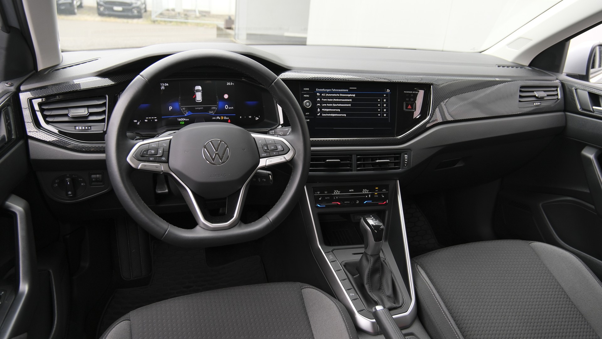 VW Polo 1.0 TSI Life DSG-image-5
