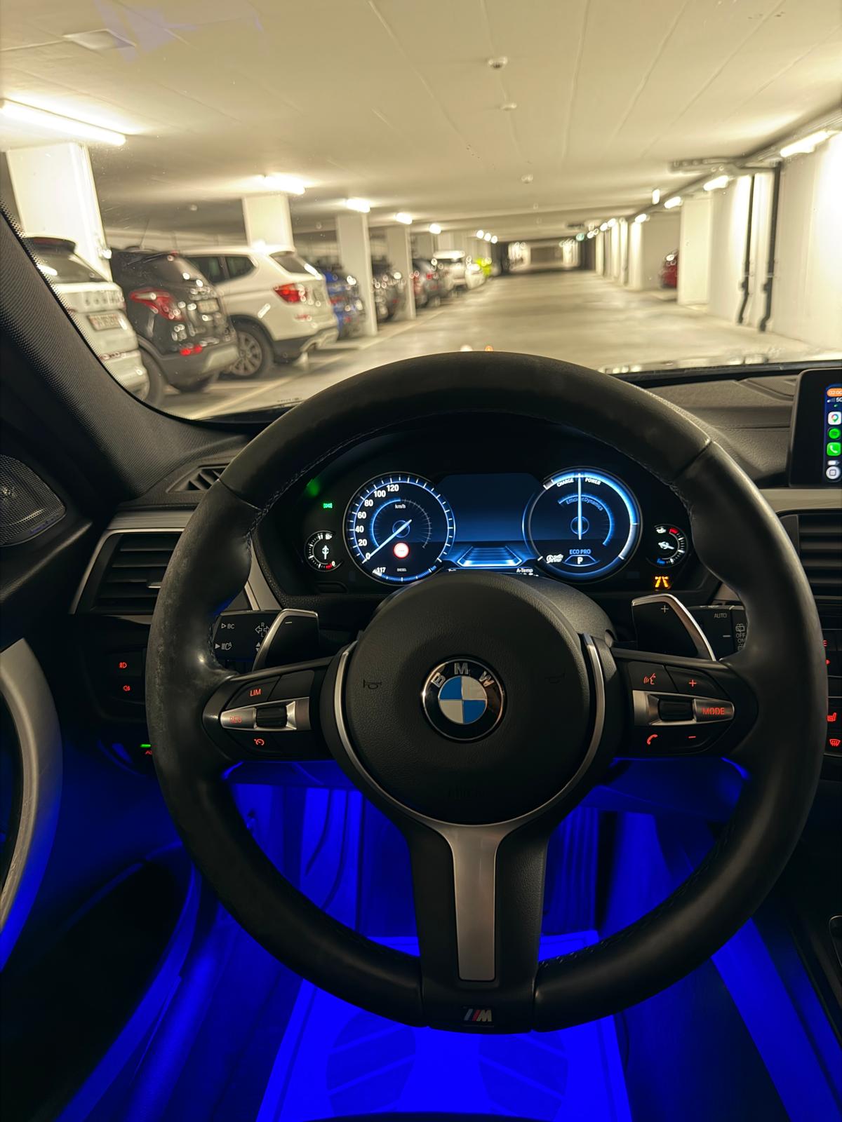 BMW 320d xDrive Touring Edition M Sport Steptronic-image-8