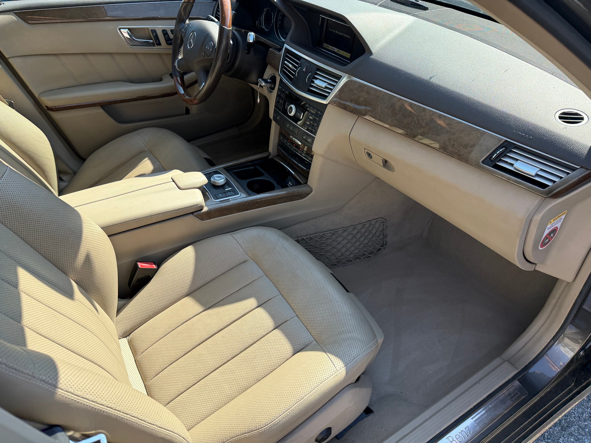MERCEDES-BENZ E 350 CDI BlueEfficiency Elégance 4Matic 7G-Tronic-image-15