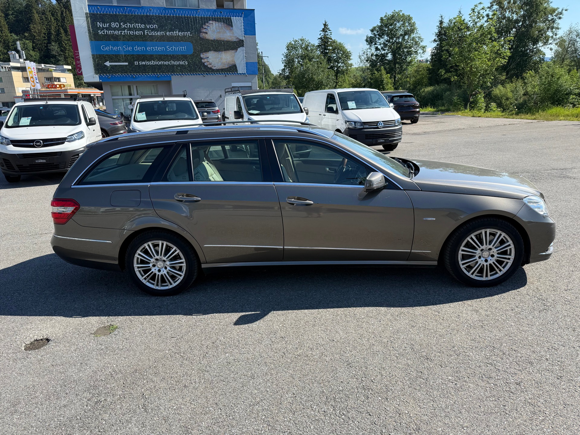MERCEDES-BENZ E 350 CDI BlueEfficiency Elégance 4Matic 7G-Tronic-image-3