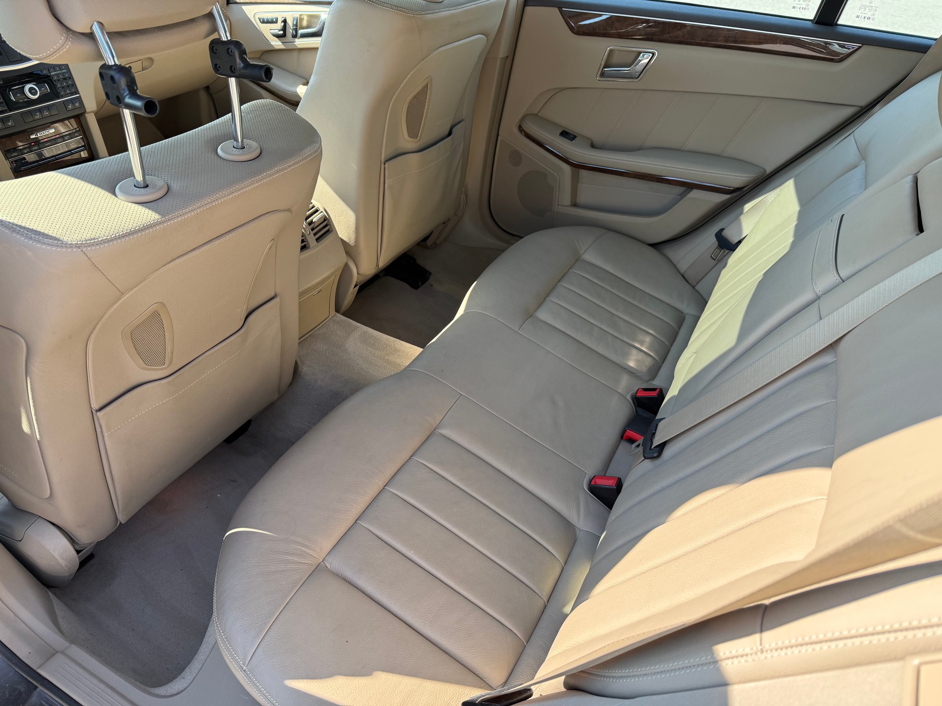 MERCEDES-BENZ E 350 CDI BlueEfficiency Elégance 4Matic 7G-Tronic-image-13