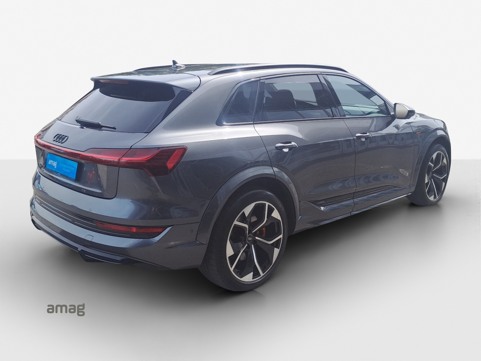 AUDI e-tron S quattro-image-5
