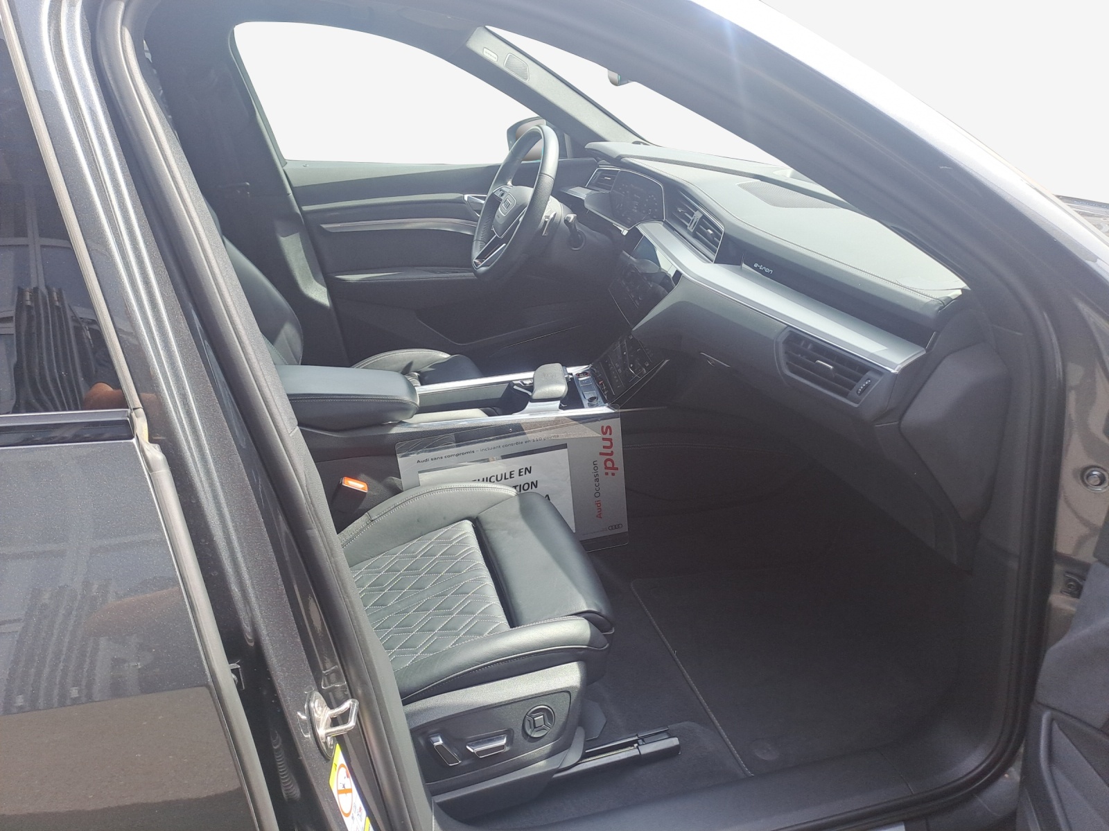 AUDI e-tron S quattro-image-14