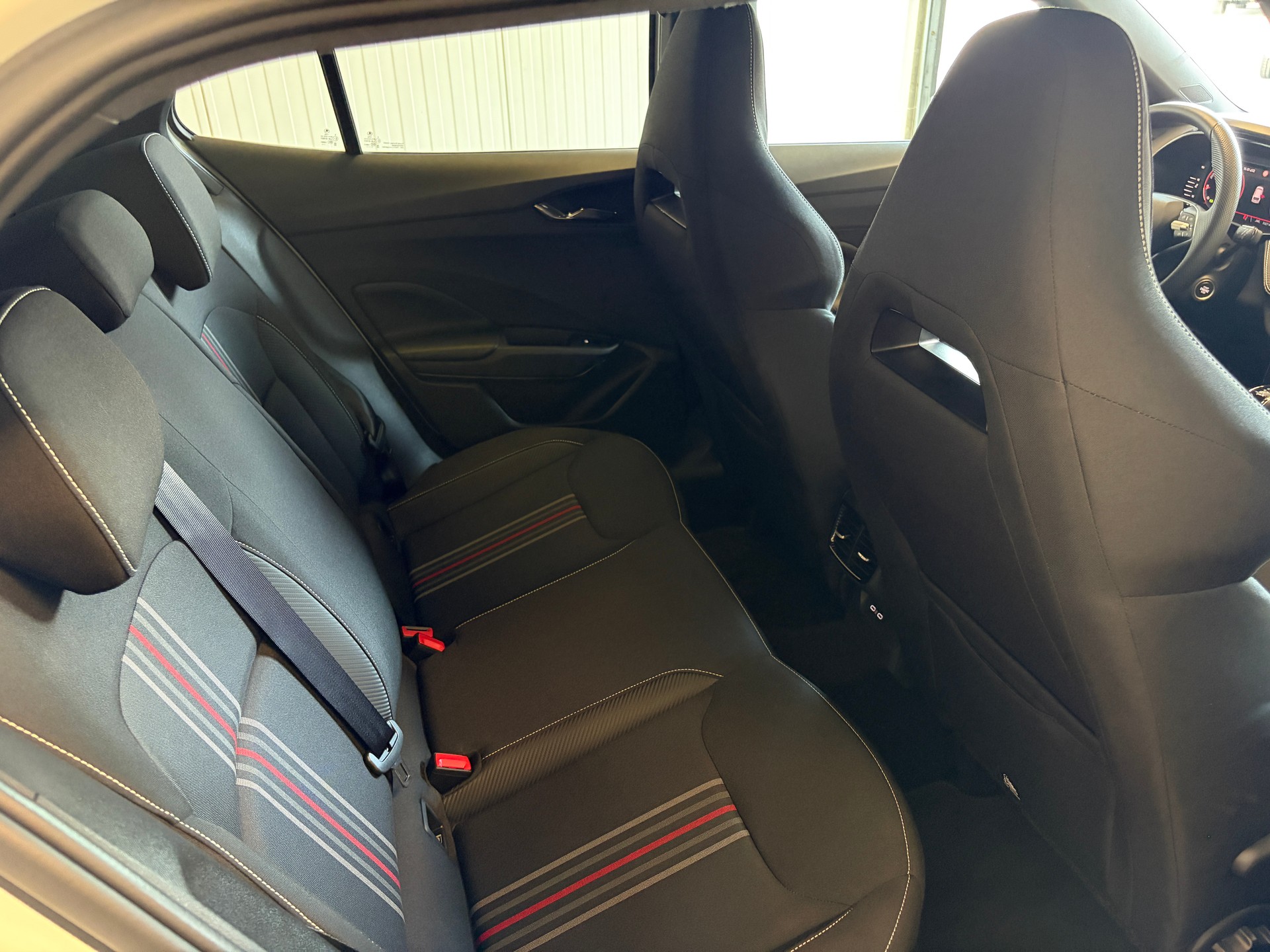 SKODA Fabia 1.5 TSI DSG "Monte Carlo" - Herstellergarantie bis 2030!-image-6