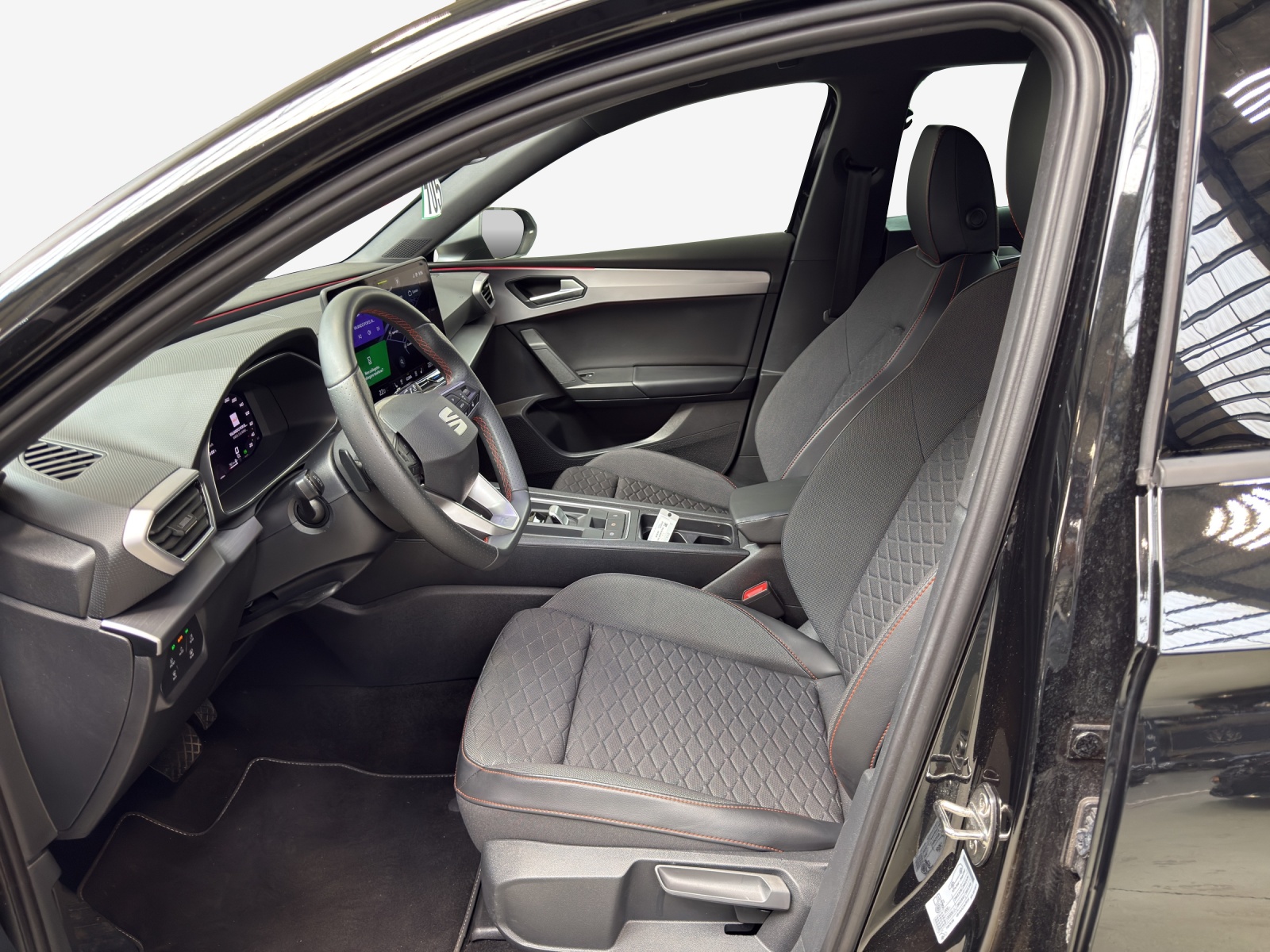 SEAT Leon 1.5 eTSI mHEV DSG FR-image-7