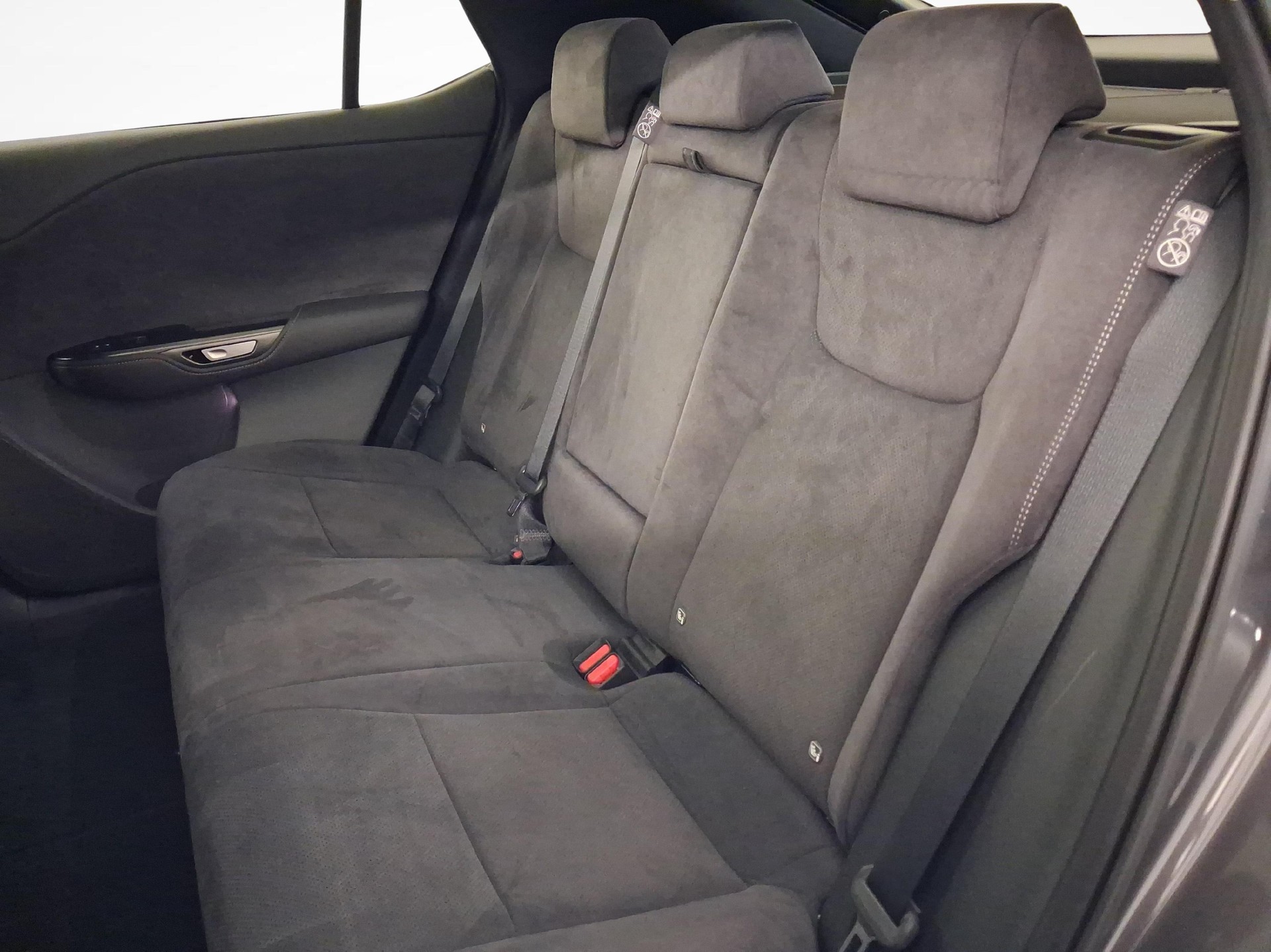 LEXUS RZ 450e Excellence-image-10