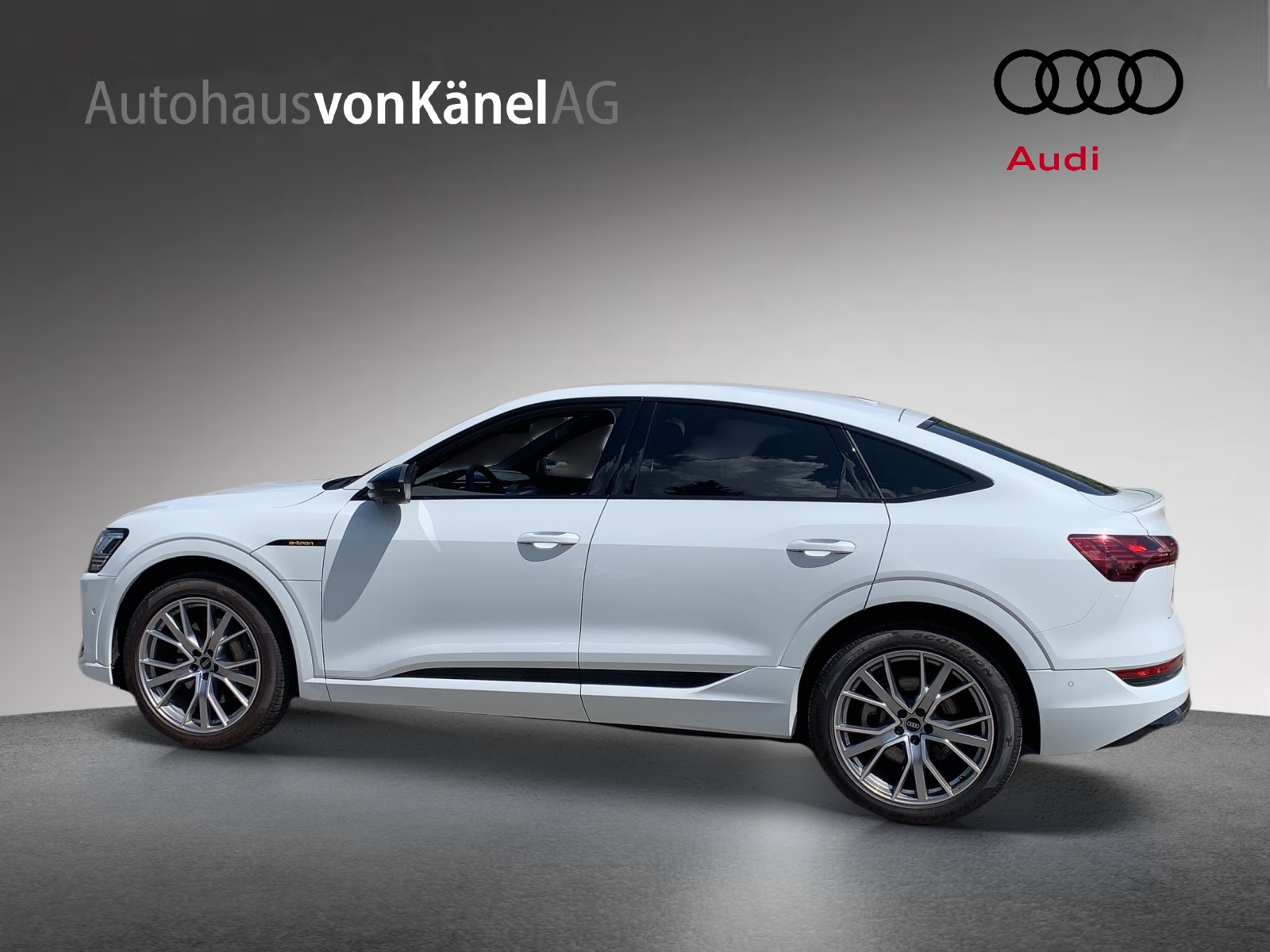 AUDI e-tron 55 Sportback S Line quattro-image-3