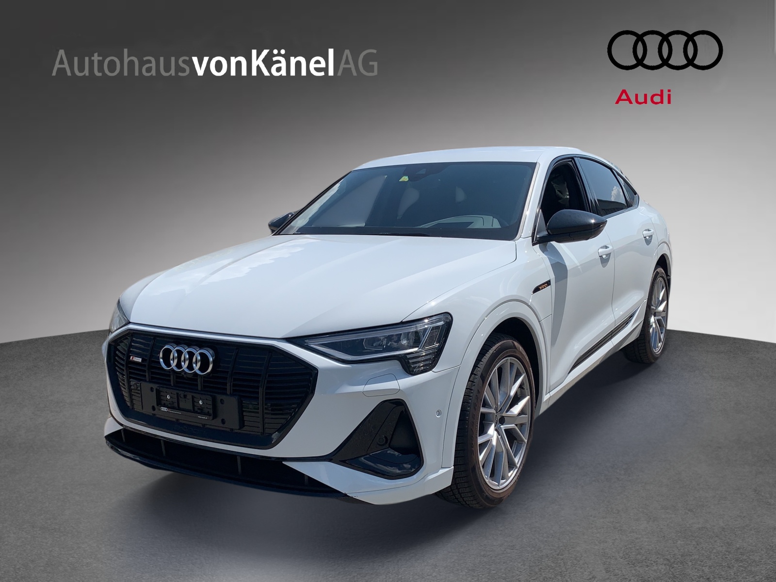 AUDI e-tron 55 Sportback S Line quattro-image-1