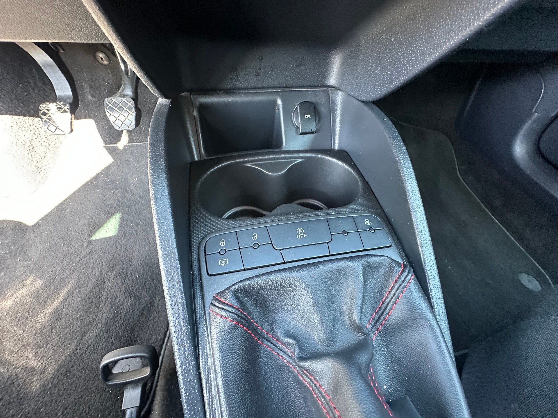 SEAT Ibiza 1.2 TSI FR Stopp-Start-image-13