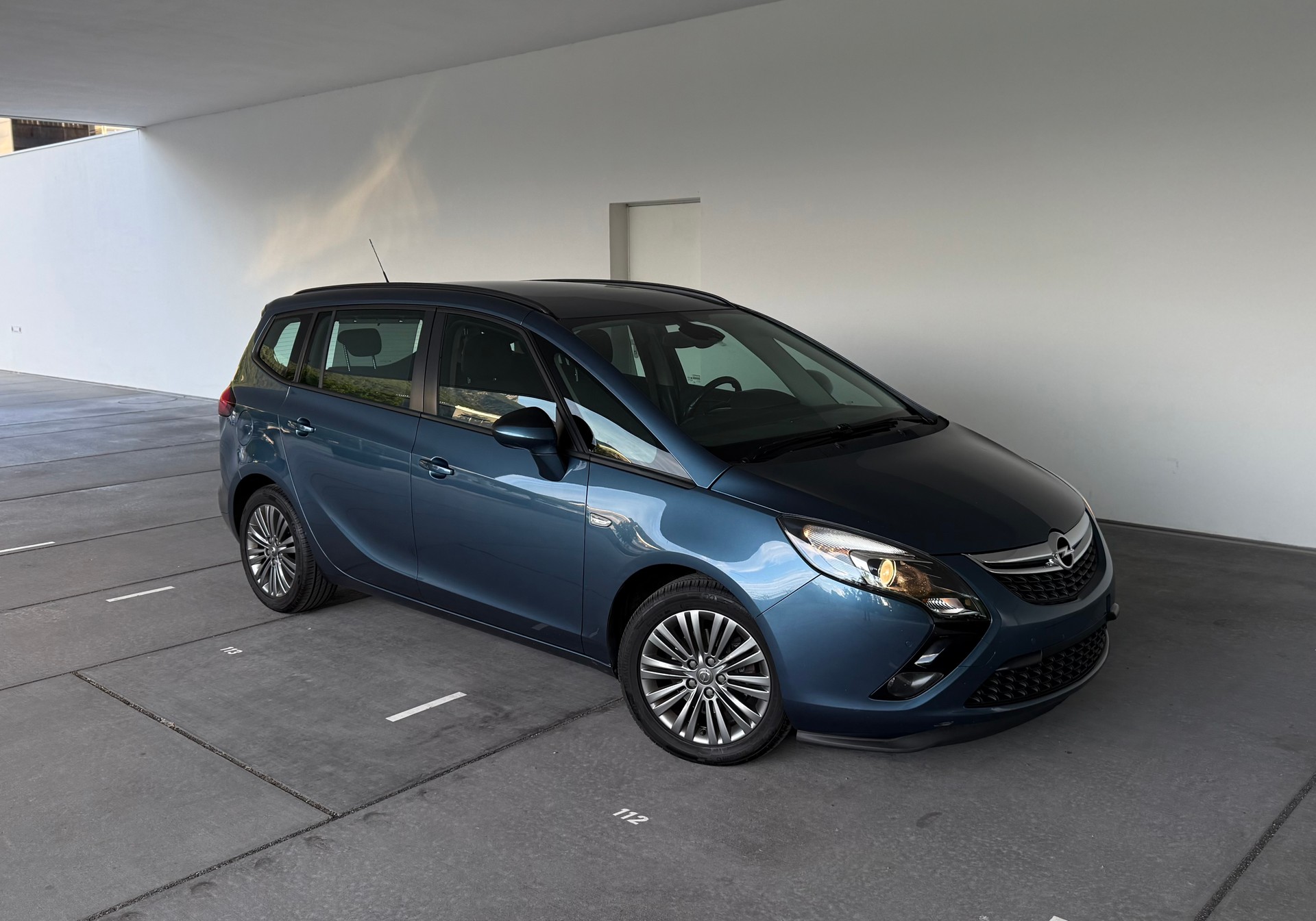 OPEL Zafira Tourer 1.6 CDTi Cosmo-image-0