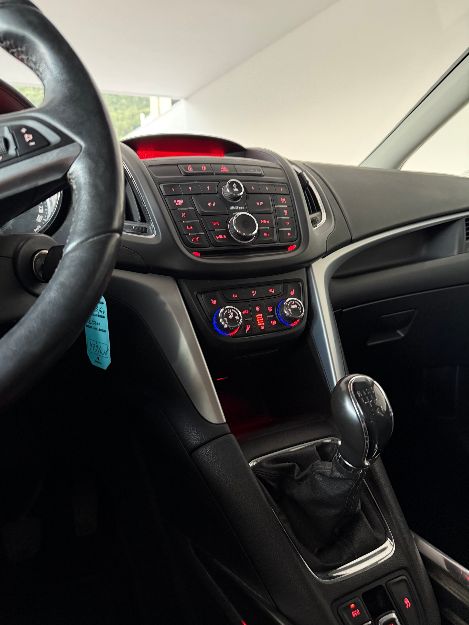 OPEL Zafira Tourer 1.6 CDTi Cosmo-image-11
