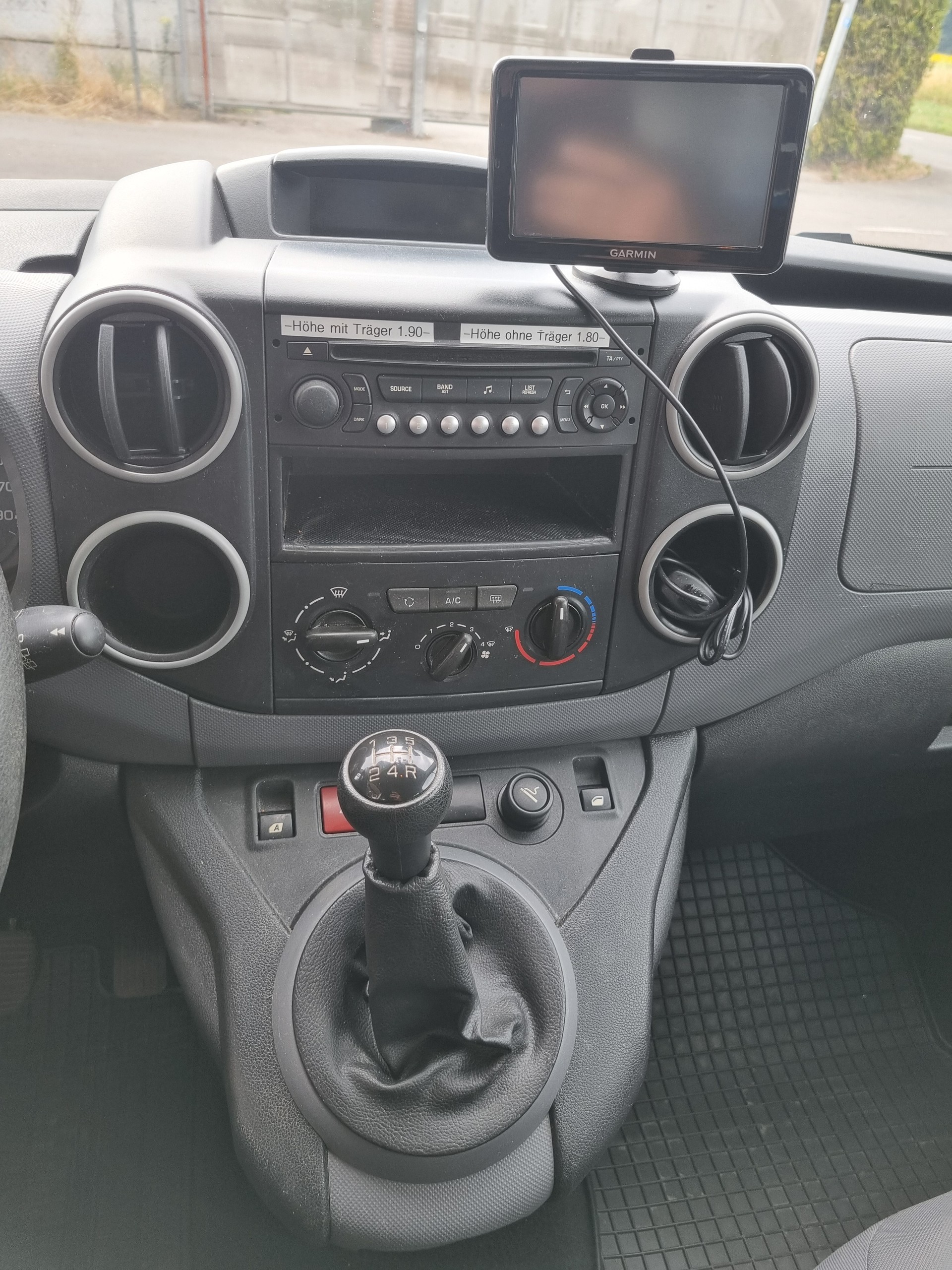 CITROEN Berlingo 1.6 16V Attraction-image-9