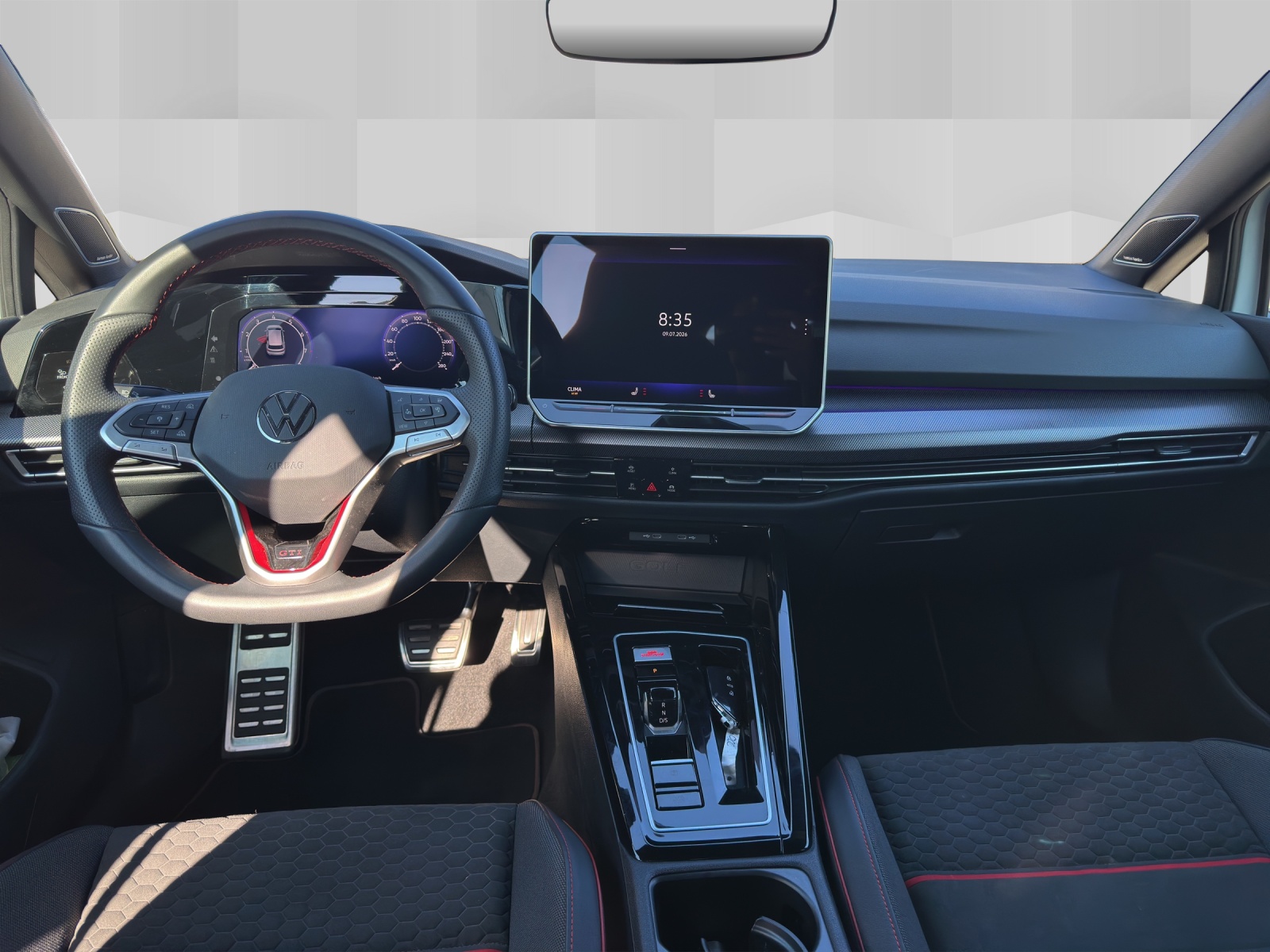 VW Golf 2.0 TSI GTI Clubsport DSG-image-7