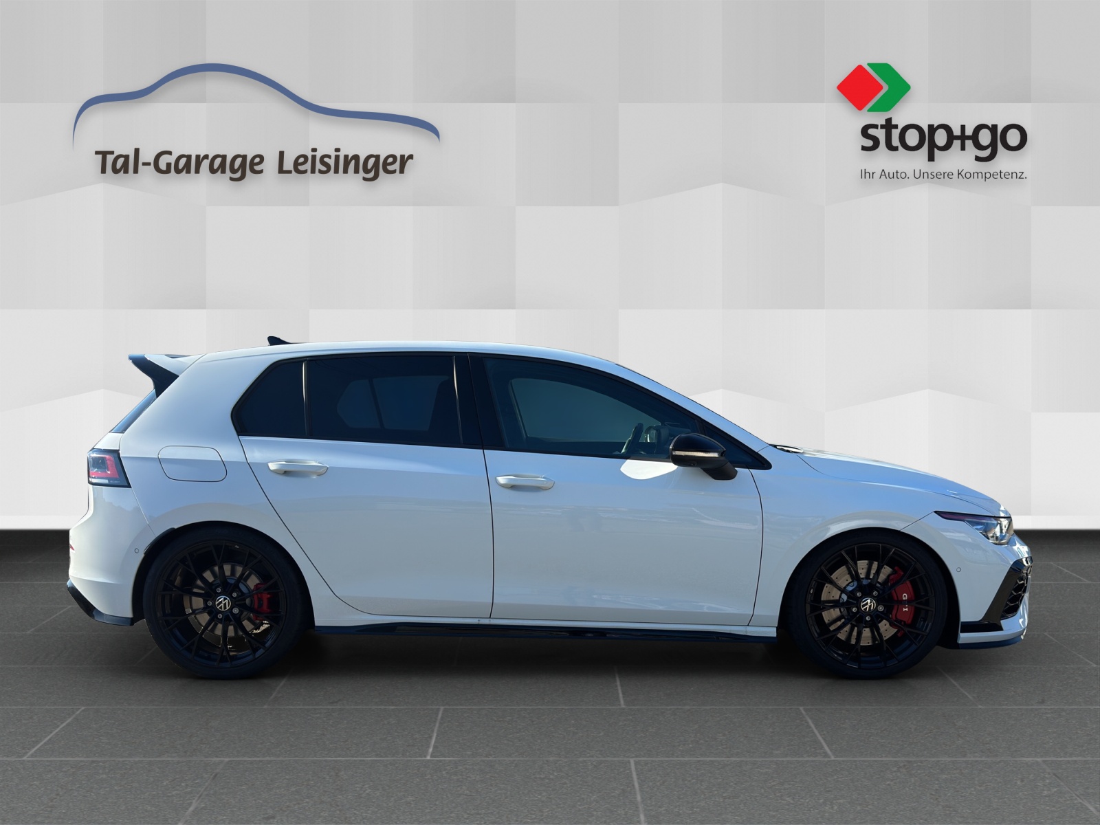 VW Golf 2.0 TSI GTI Clubsport DSG-image-4