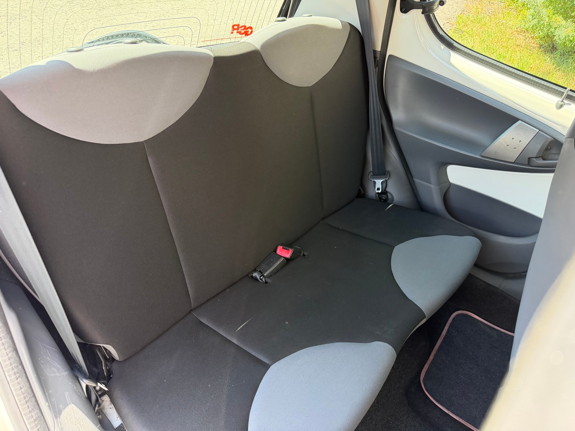 CITROEN C1 1.0i X-image-8