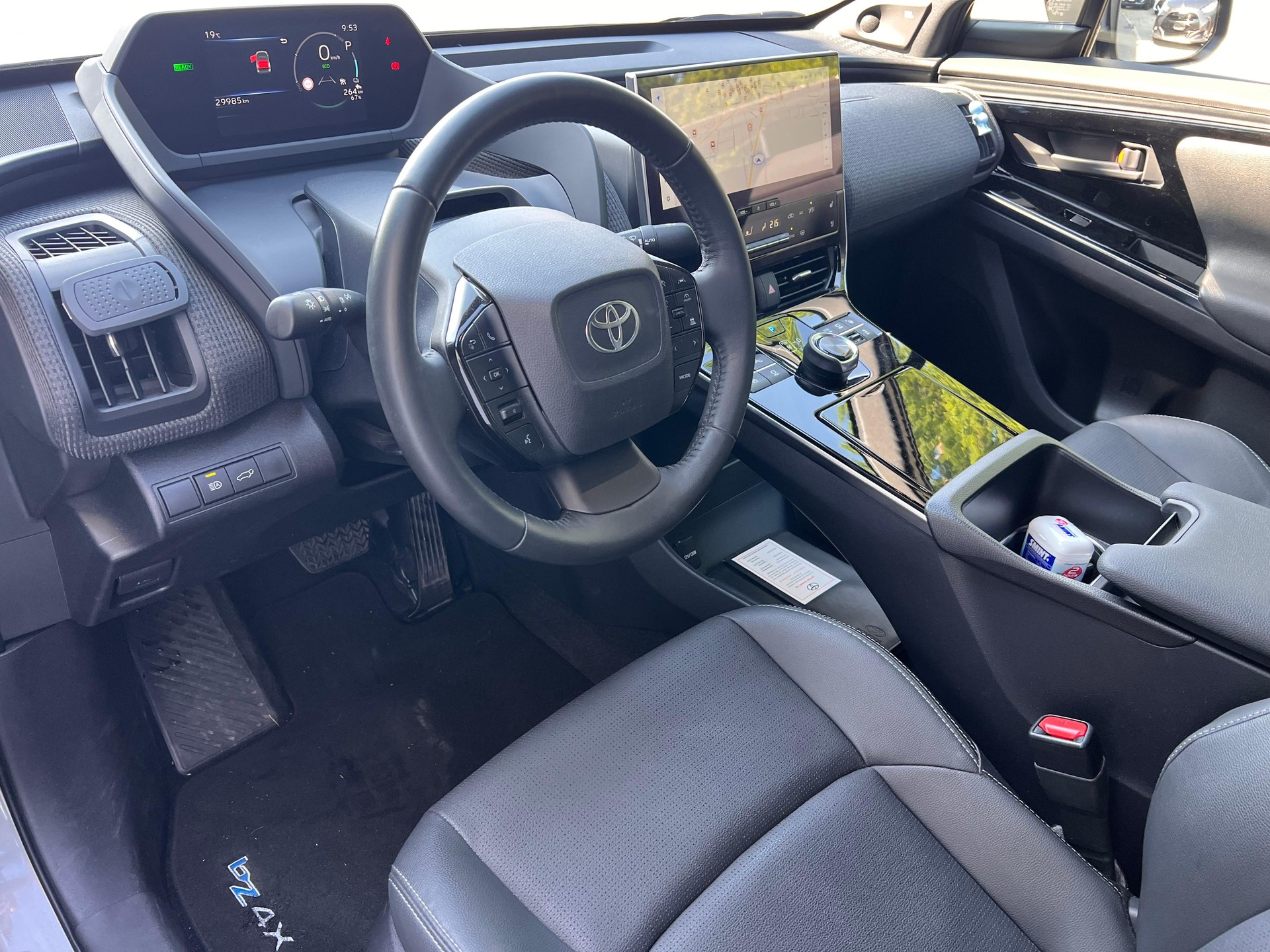 TOYOTA bZ4X Premium AWD-image-7