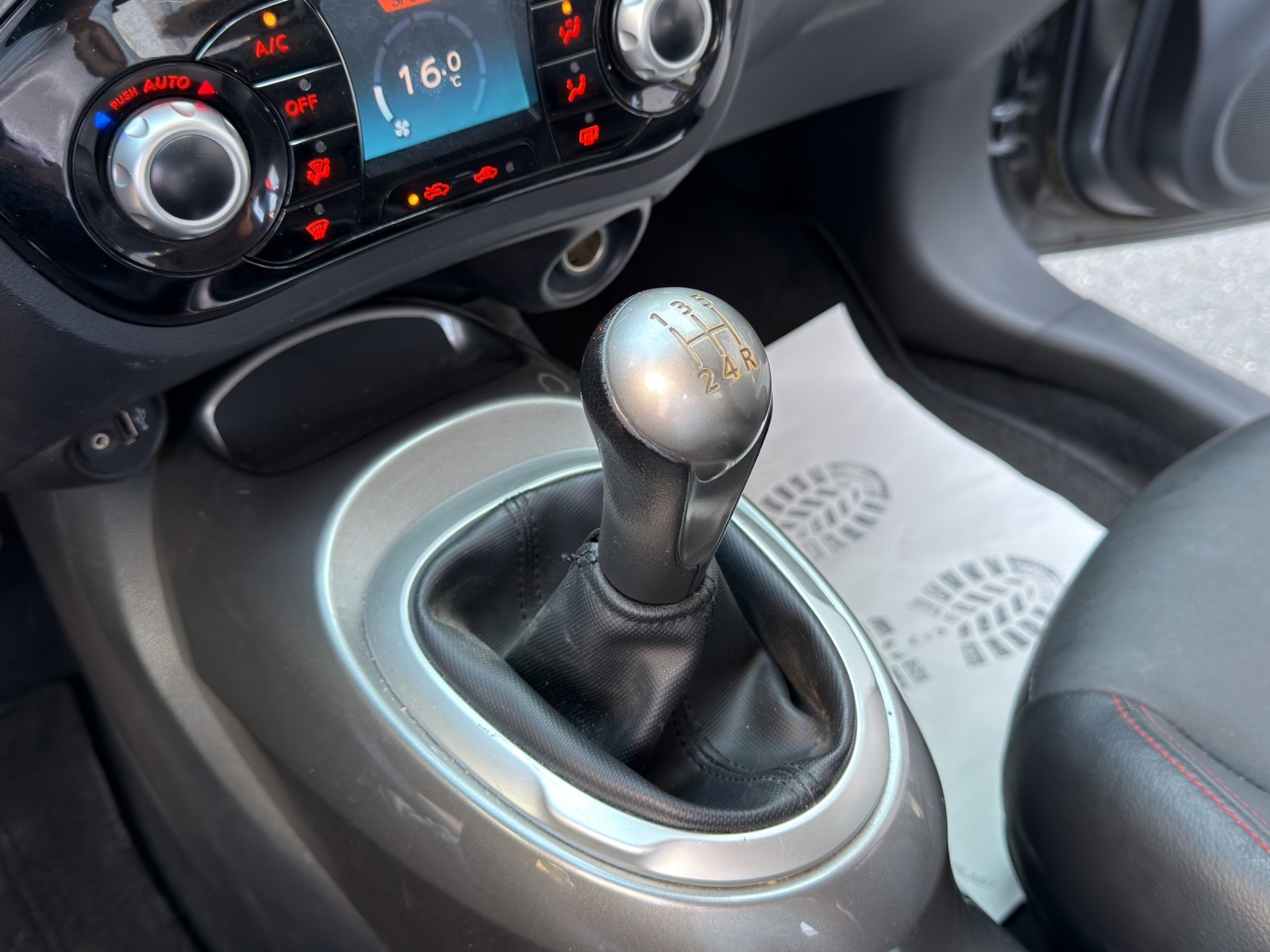 NISSAN Juke 1.6 acenta-image-17