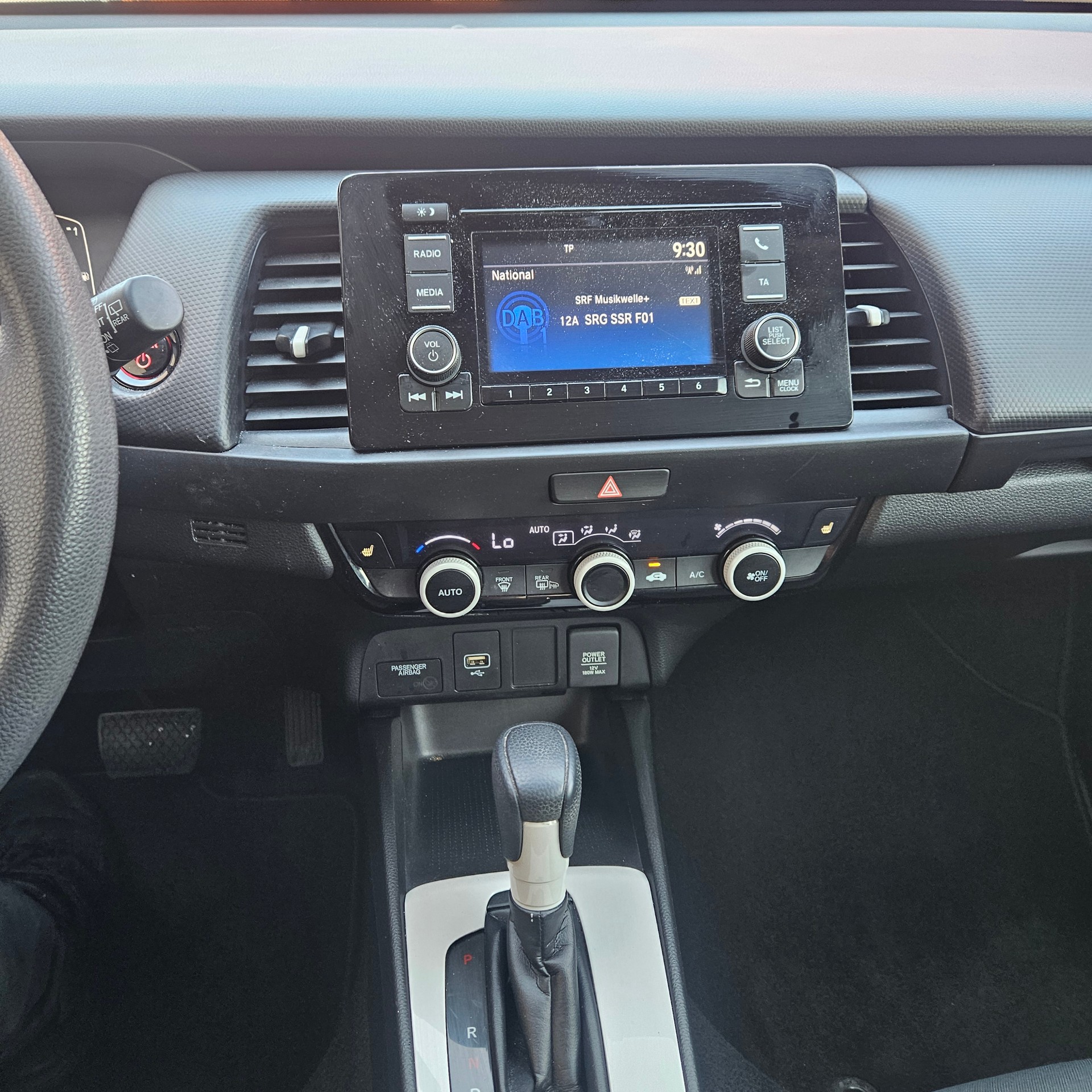 HONDA Jazz 1.5i-MMD E-CVT-image-9