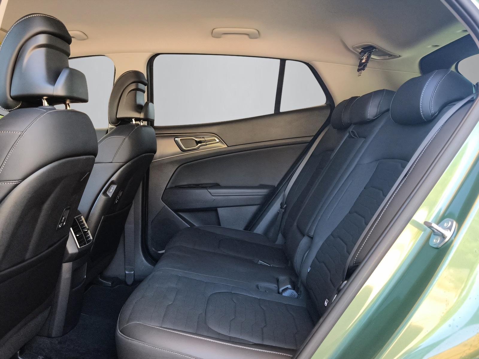 KIA Sportage 1.6 T-GDi PHEV Style-image-8