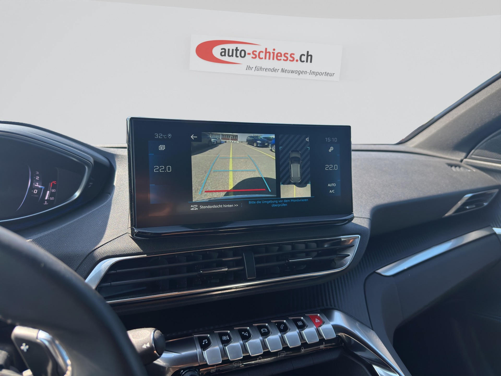 PEUGEOT 3008 1.2 PureTech Allure Pack EAT8-image-13