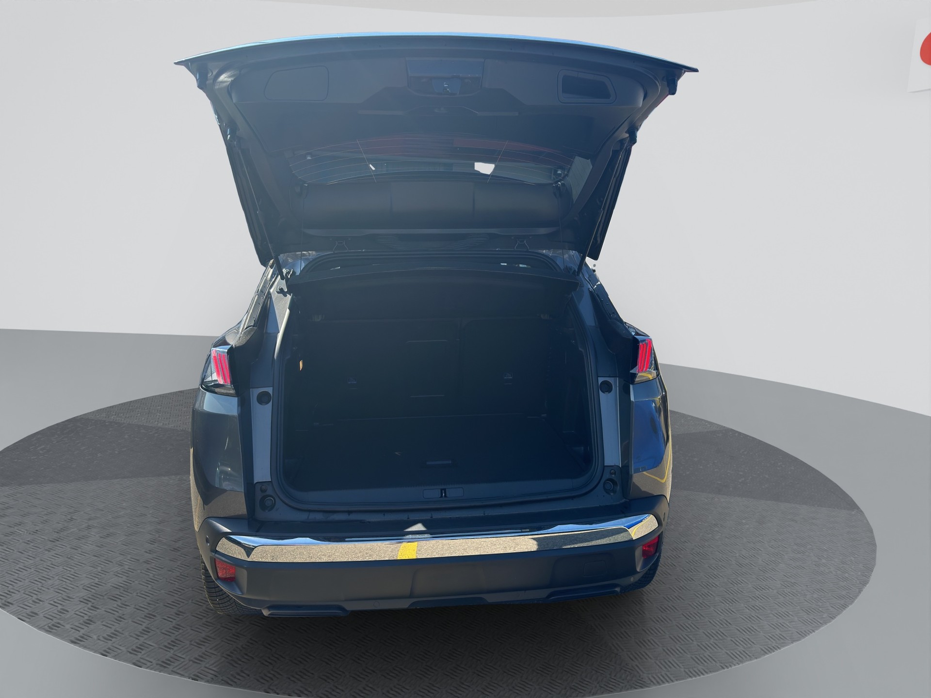 PEUGEOT 3008 1.2 PureTech Allure Pack EAT8-image-4