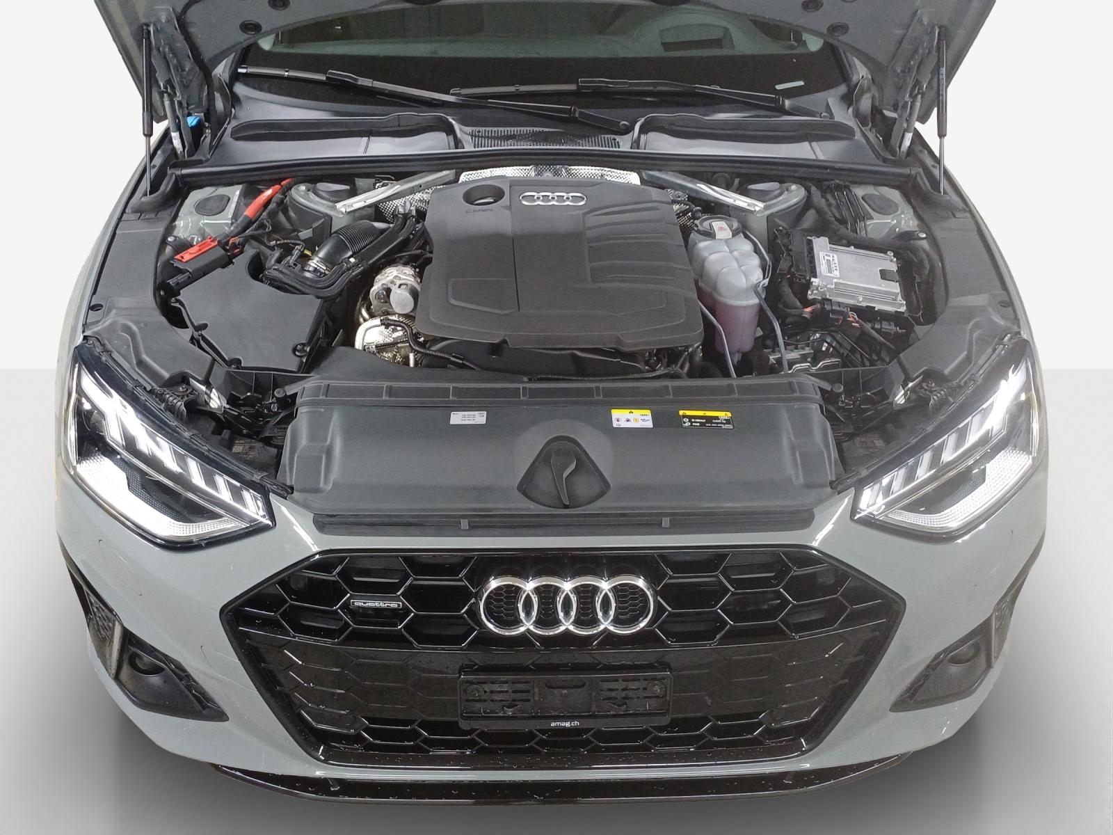AUDI A4 Avant 40 TDI S line quattro S-tronic-image-14