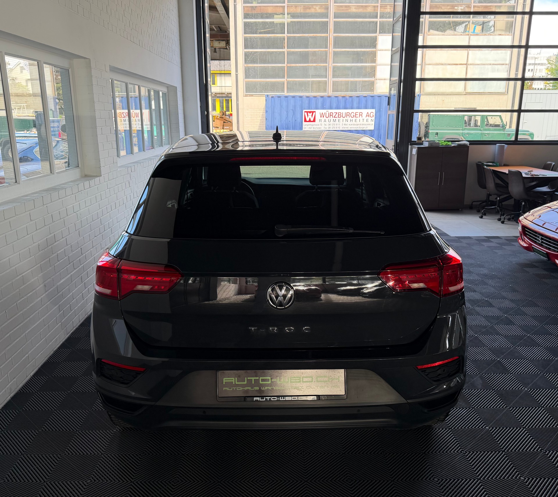 VW T-Roc 1.0 TSI-image-3