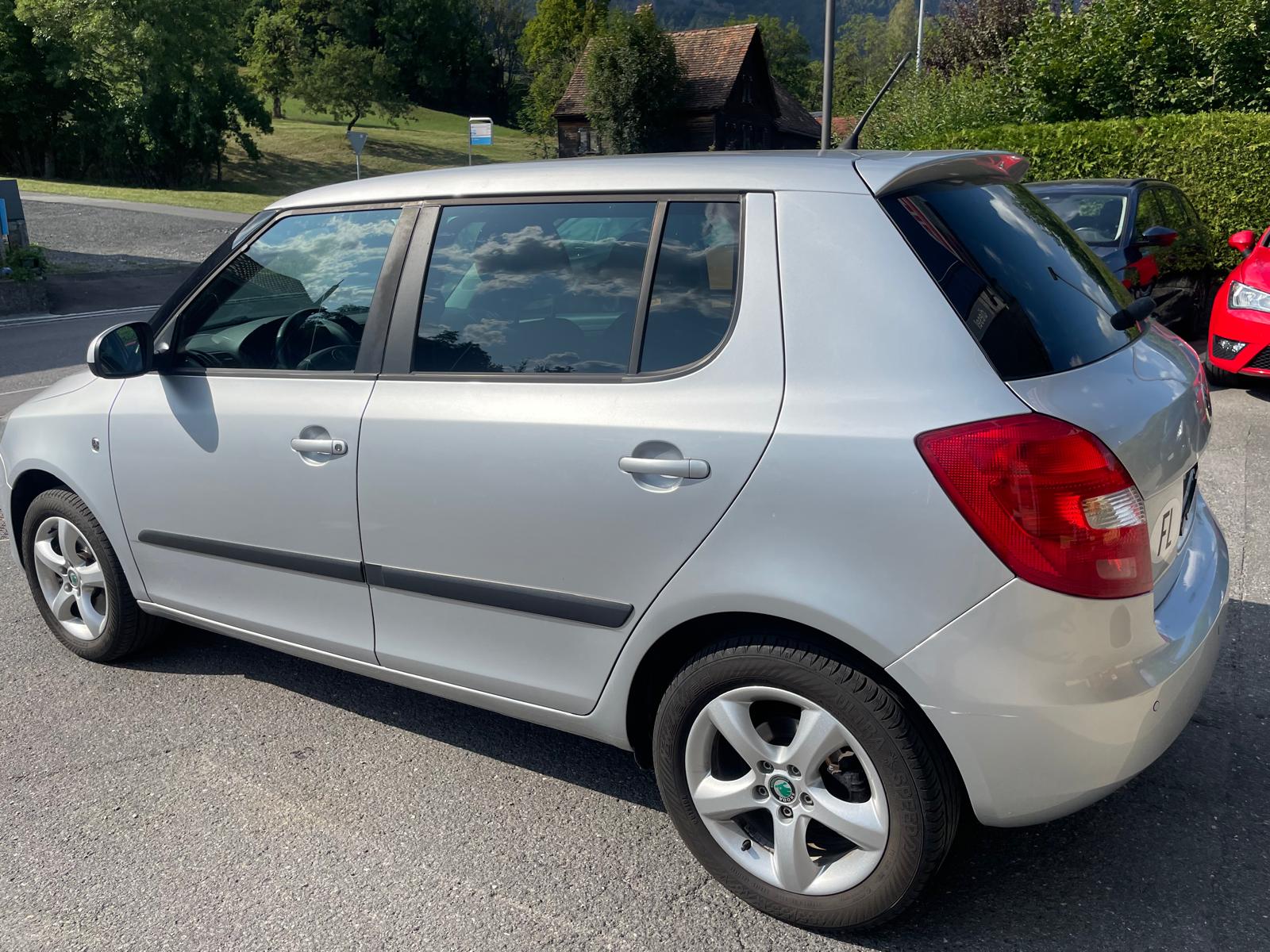 SKODA Fabia 1.2 TSI Ambition Plus-image-4