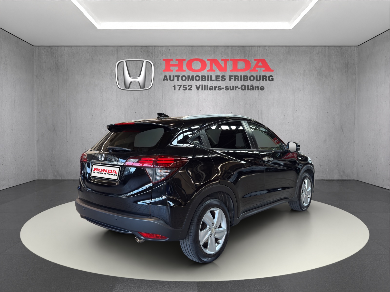 HONDA HR-V 1.5i-VTEC Executive-image-6