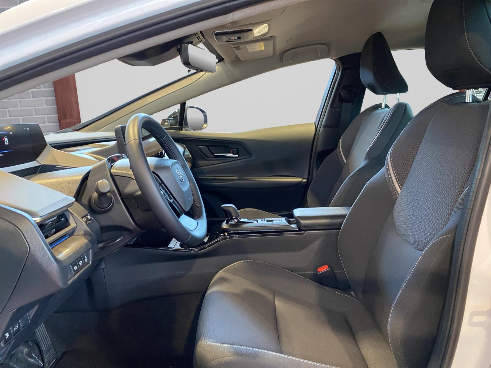 TOYOTA Prius 2.0 Plug-In-Hybrid Style inkl. Winterräder und Gratisservice 4 Jahre / 60000 Km ab 1. IV-image-7
