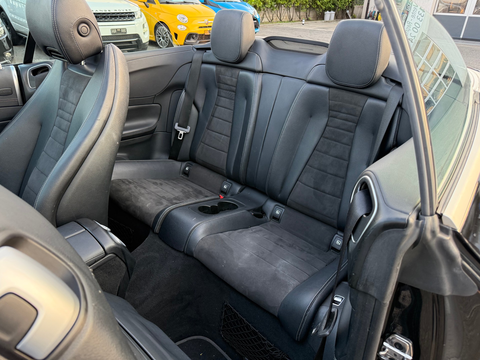 MERCEDES-BENZ E 200 Cabriolet AMG Line 4 Matic 9G-Tronic-image-8