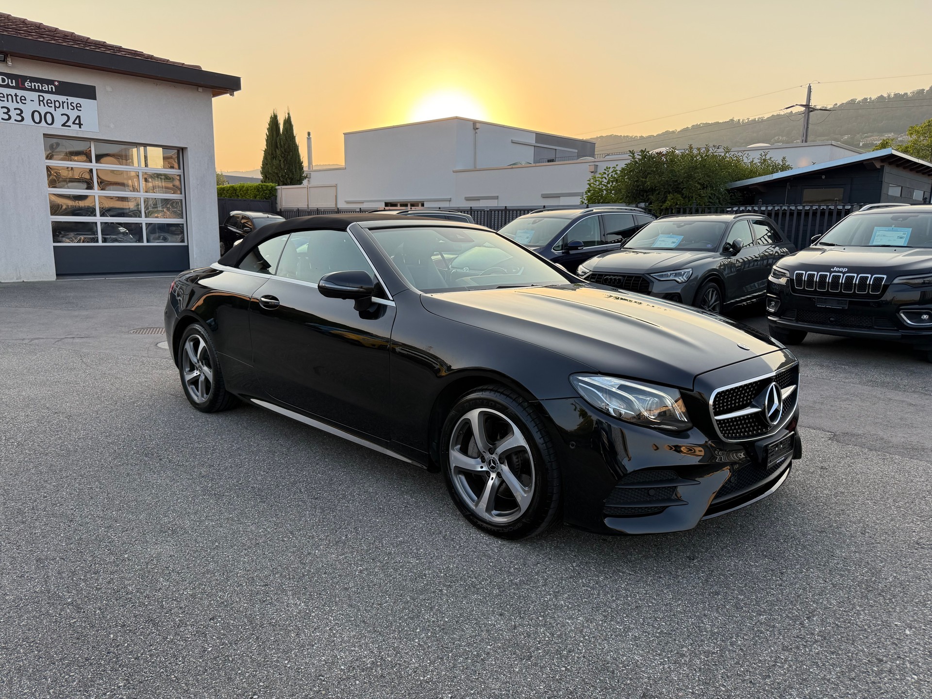 MERCEDES-BENZ E 200 Cabriolet AMG Line 4 Matic 9G-Tronic-image-2
