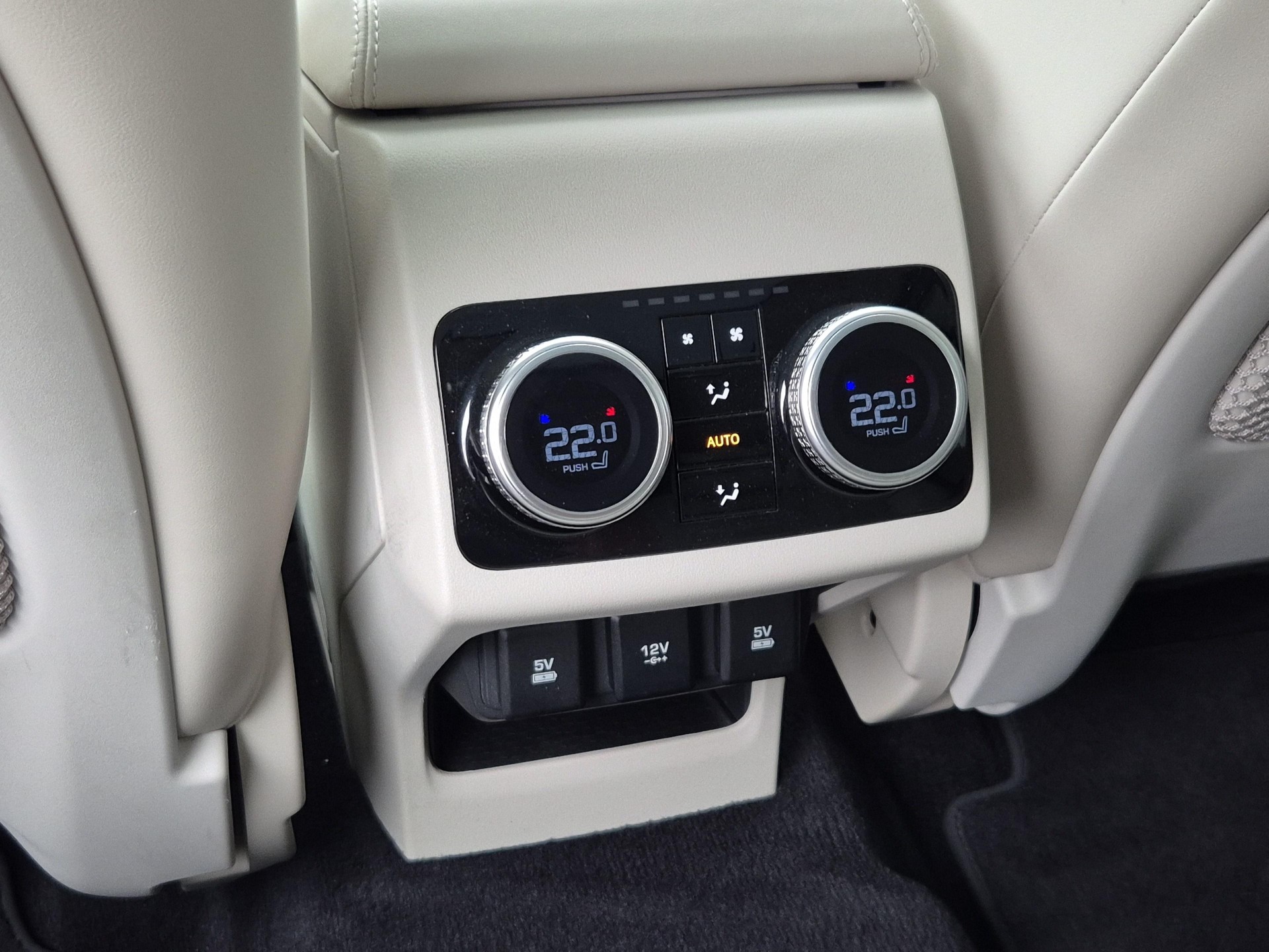 JAGUAR I-Pace EV400 HSE AWD-image-20